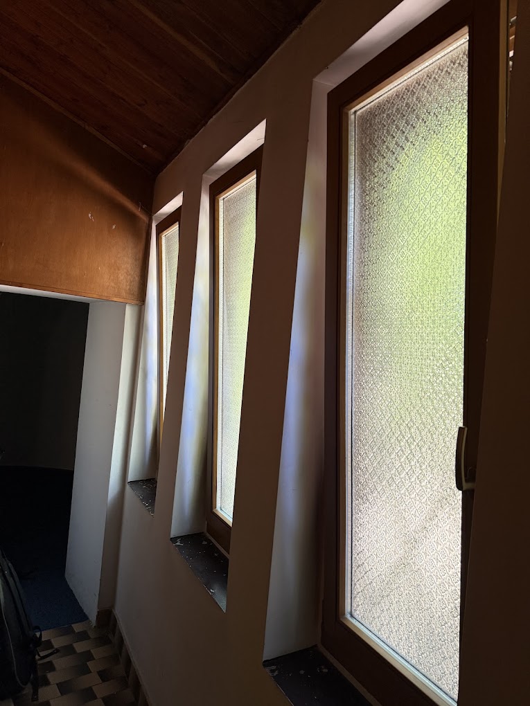 Okna drewniane i PCV porównanie